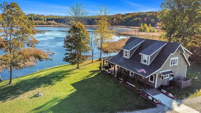 15303 Seymour Road, Grass Lake, MI 49240