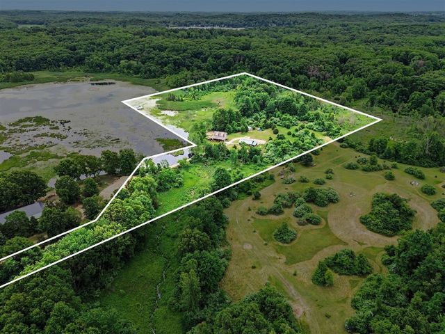 15303 Seymour Road, Grass Lake, MI 49240