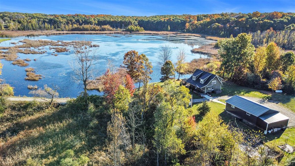 15303 Seymour Road, Grass Lake, MI 49240
