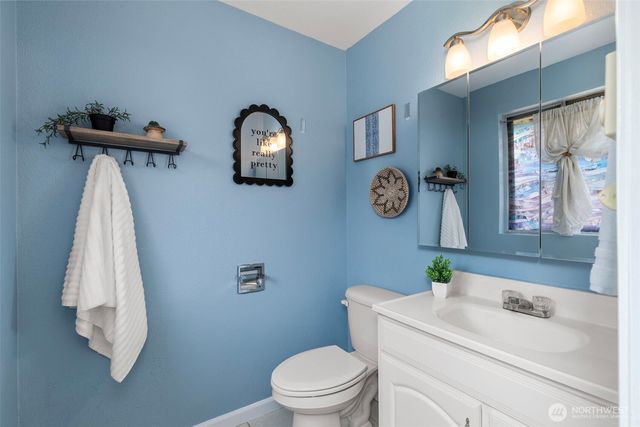 2257 NW Clinton Avenue, Poulsbo, WA 98370