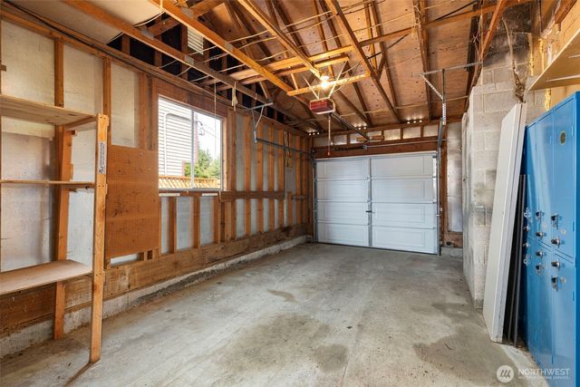 2257 NW Clinton Avenue, Poulsbo, WA 98370