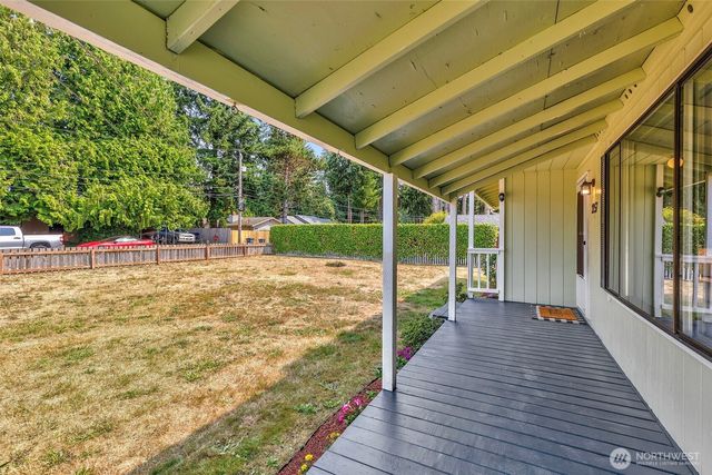 2257 NW Clinton Avenue, Poulsbo, WA 98370