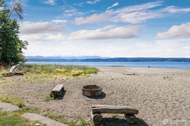 2257 NW Clinton Avenue, Poulsbo, WA 98370