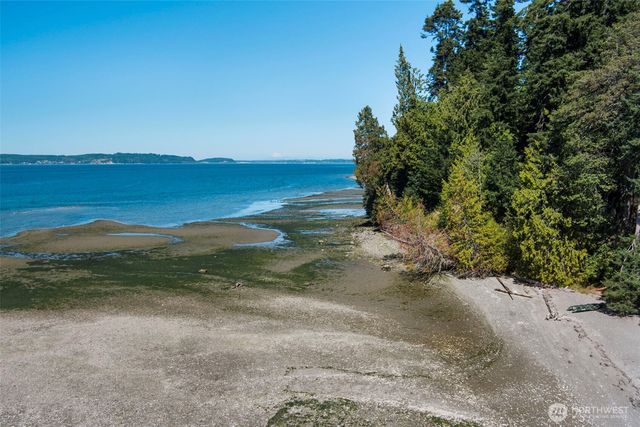 2257 NW Clinton Avenue, Poulsbo, WA 98370