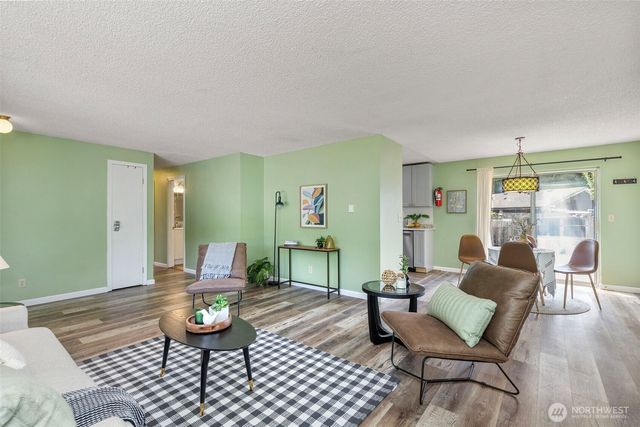 2257 NW Clinton Avenue, Poulsbo, WA 98370
