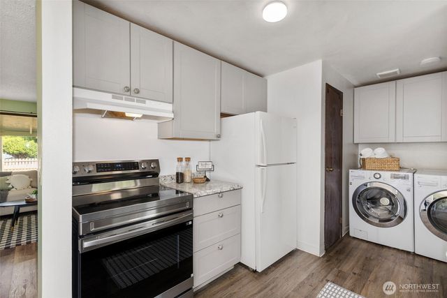 2257 NW Clinton Avenue, Poulsbo, WA 98370