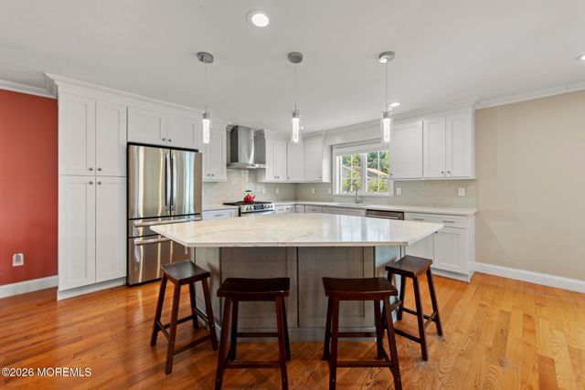 813 E Curtis Avenue, Wall, NJ 07719