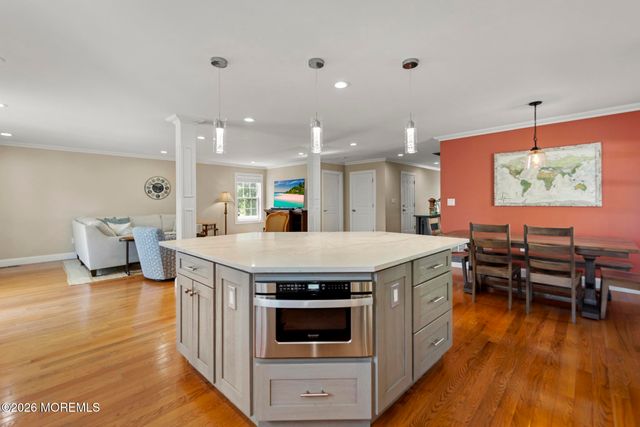 813 E Curtis Avenue, Wall, NJ 07719
