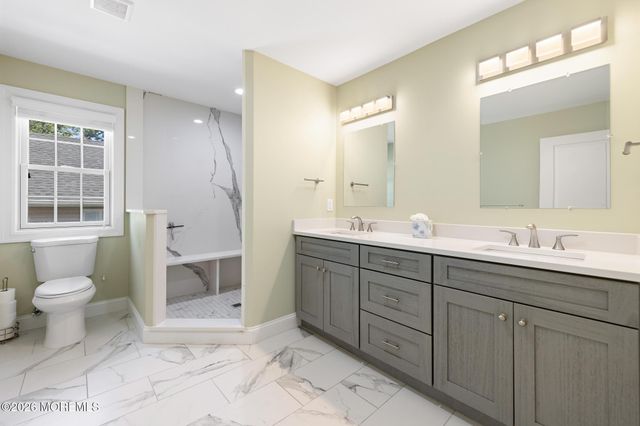 813 E Curtis Avenue, Wall, NJ 07719