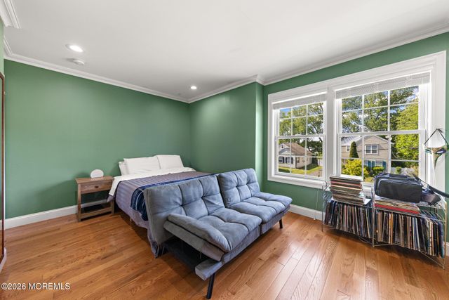 813 E Curtis Avenue, Wall, NJ 07719