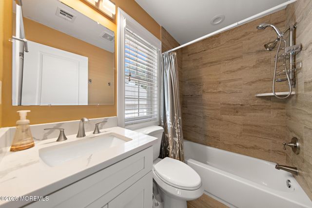 813 E Curtis Avenue, Wall, NJ 07719