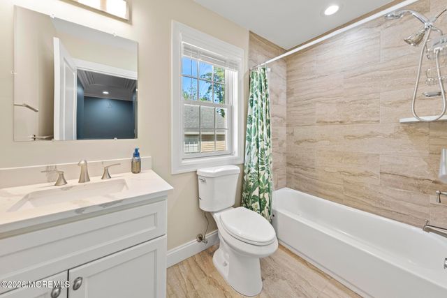 813 E Curtis Avenue, Wall, NJ 07719