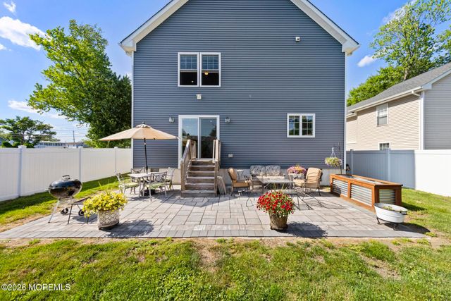 813 E Curtis Avenue, Wall, NJ 07719