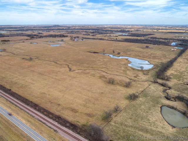 18486 S 49th West Avenue, Mounds, OK 74047