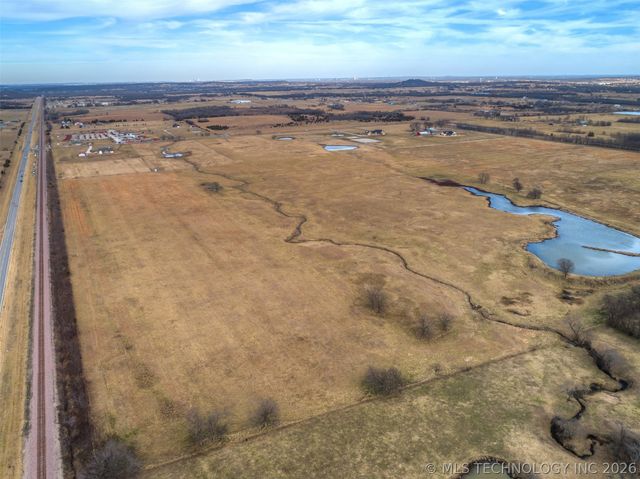 18486 S 49th West Avenue, Mounds, OK 74047