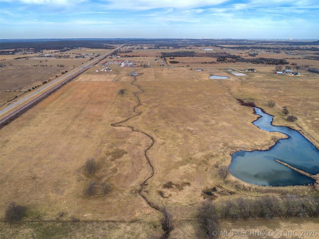 18486 S 49th West Avenue, Mounds, OK 74047