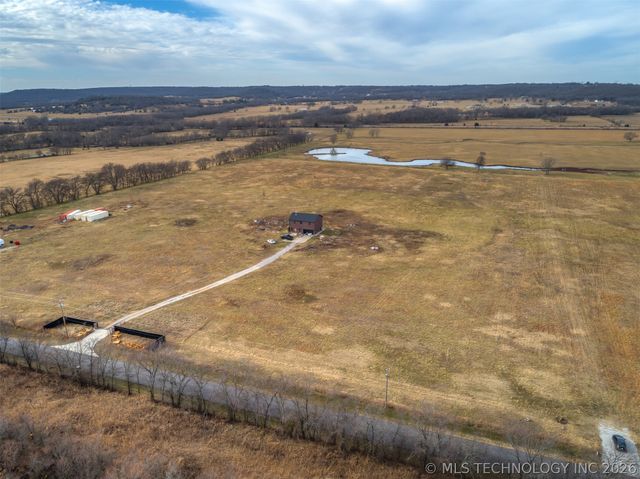 18486 S 49th West Avenue, Mounds, OK 74047