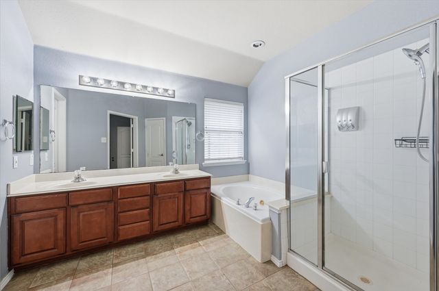 508 Titleist Drive, Mansfield, TX 76063