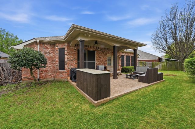 508 Titleist Drive, Mansfield, TX 76063