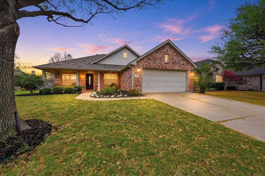 508 Titleist Drive, Mansfield, TX 76063