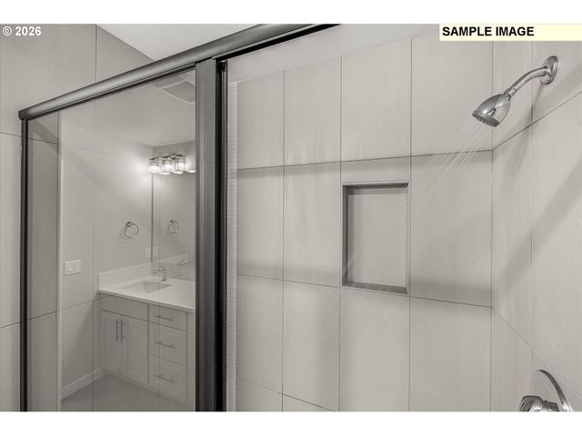 236 Nw MAWRCREST Ave, Gresham, OR 97030