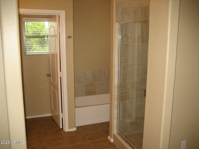2027 E UNIVERSITY Drive 125, Tempe, AZ 85288