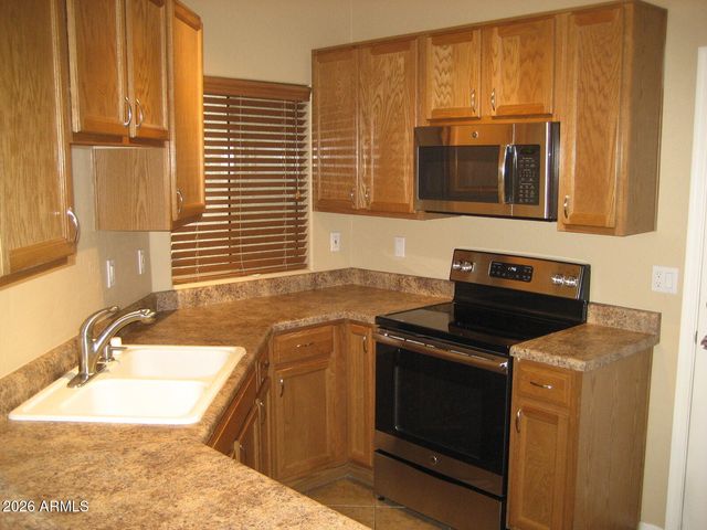 2027 E UNIVERSITY Drive 125, Tempe, AZ 85288