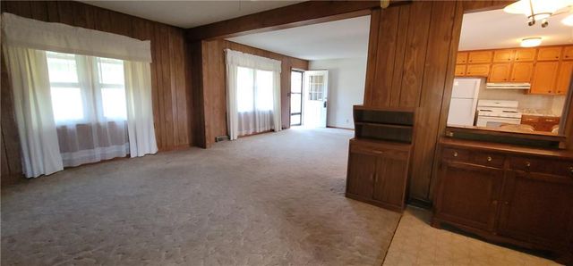 101 S Harrison Street, Spring Hill, KS 66083