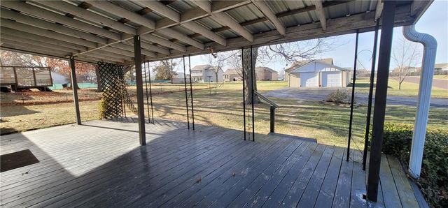 101 S Harrison Street, Spring Hill, KS 66083