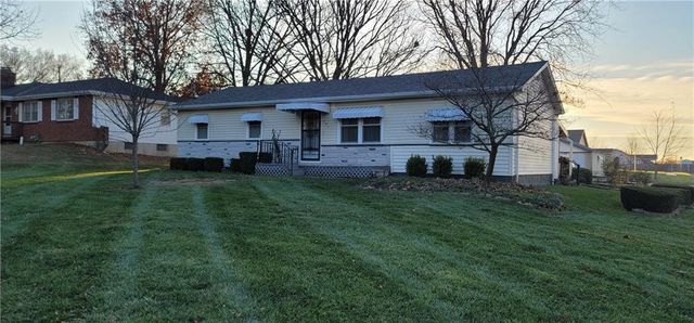 101 S Harrison Street, Spring Hill, KS 66083