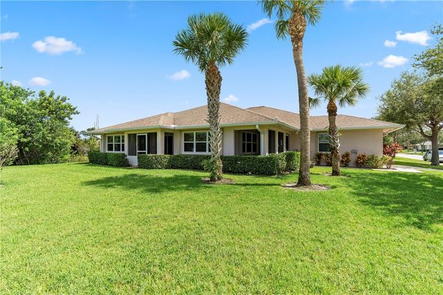 1802 E Sanderling Lane 15-A, Fort Pierce, FL 34982