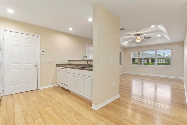 1802 E Sanderling Lane 15-A, Fort Pierce, FL 34982