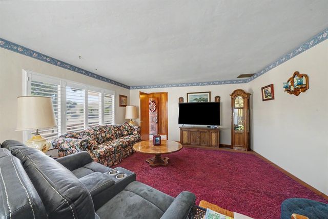 749 Costa Dr, Lodi, CA 95240