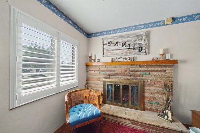 749 Costa Dr, Lodi, CA 95240