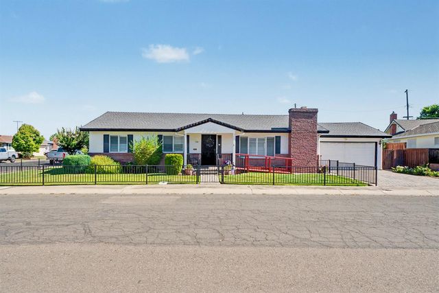 749 Costa Dr, Lodi, CA 95240
