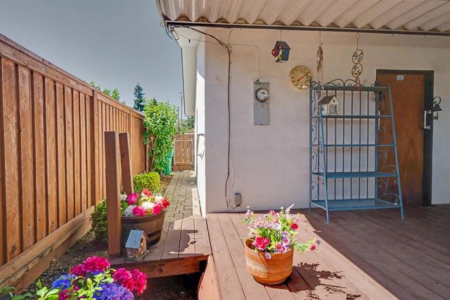749 Costa Dr, Lodi, CA 95240
