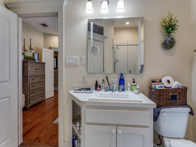 1320 Alston Avenue, Fort Worth, TX 76104