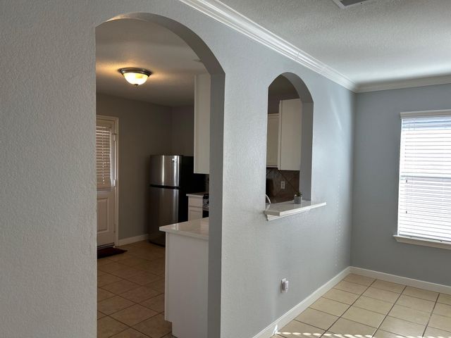 13033 Jelly Palm TRL, Elgin, TX 78621