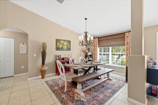 8 Point of Woods Drive, Palm Coast, FL 32164