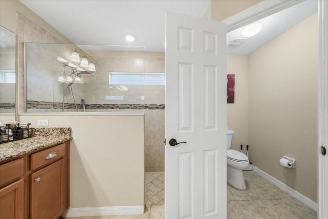 8 Point of Woods Drive, Palm Coast, FL 32164