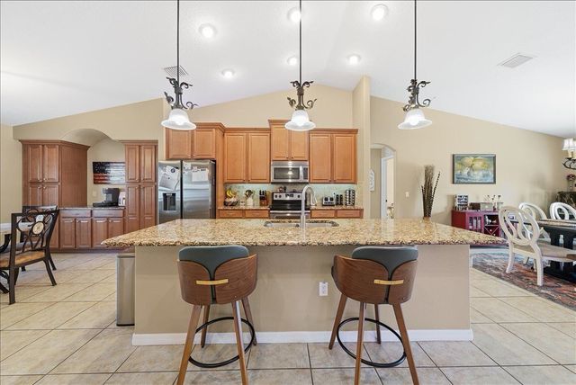 8 Point of Woods Drive, Palm Coast, FL 32164