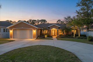 8 Point of Woods Drive, Palm Coast, FL 32164