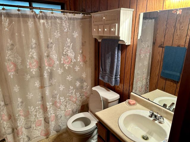 1197 Mckays Point Rd, Arnold, CA 95223