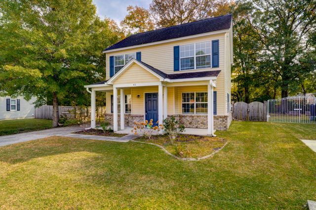 42 Woodleaf Court, Charleston, SC 29407