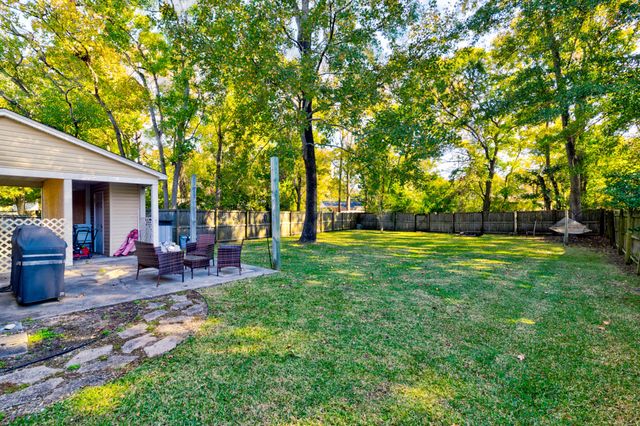 42 Woodleaf Court, Charleston, SC 29407