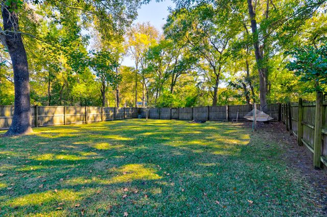 42 Woodleaf Court, Charleston, SC 29407