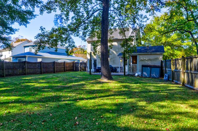 42 Woodleaf Court, Charleston, SC 29407