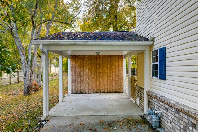 42 Woodleaf Court, Charleston, SC 29407