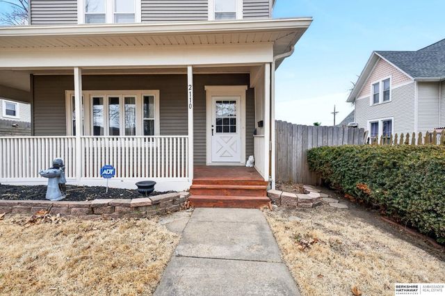 2110 S 33rd Street, Omaha, NE 68104