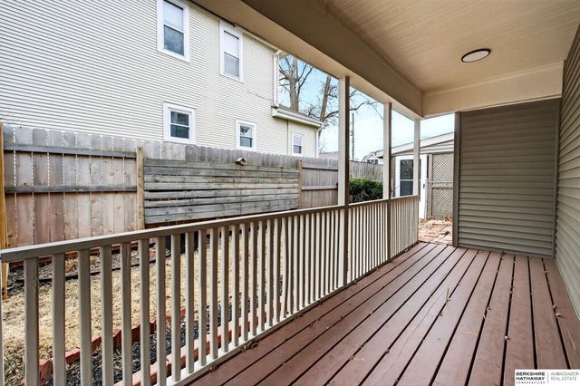 2110 S 33rd Street, Omaha, NE 68104